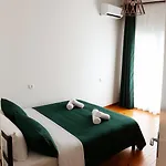 3 Mountains Luxury House *
