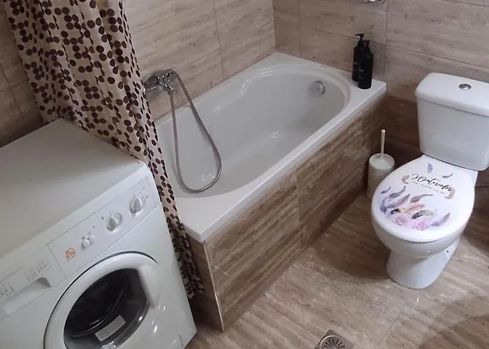 3 Mountains Luxury House Aridaía